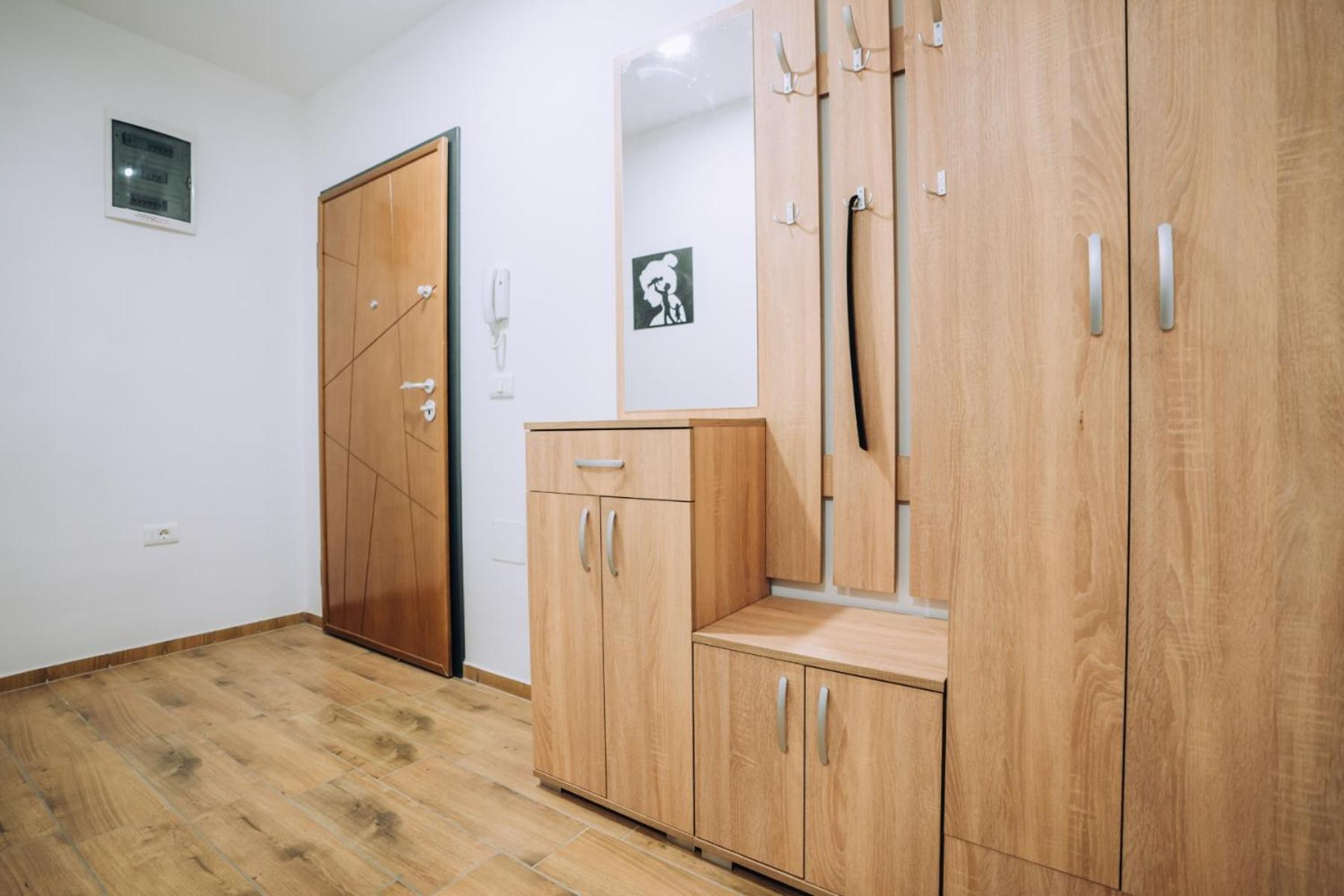 Darki Apartments 2 - Very Central Stay With Free Parking โอครีด ภายนอก รูปภาพ