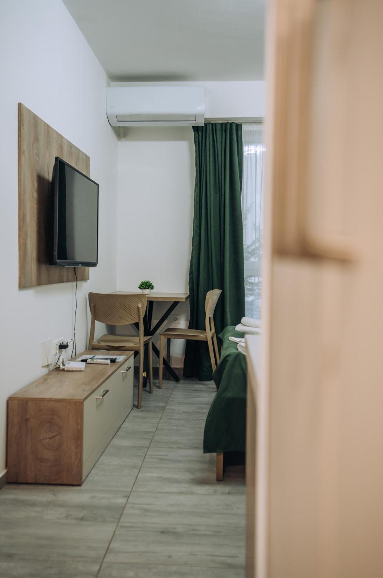 Darki Apartments 2 - Very Central Stay With Free Parking โอครีด ภายนอก รูปภาพ